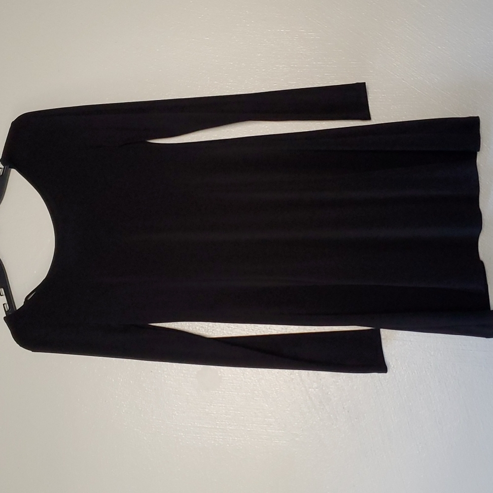 Black long sleeve dress